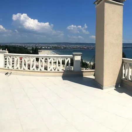 South Bay דירה *