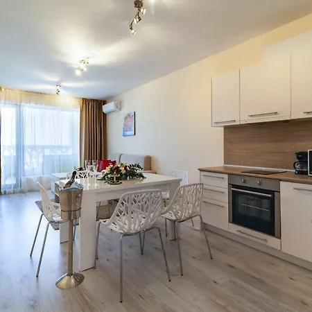 דירה South Bay *