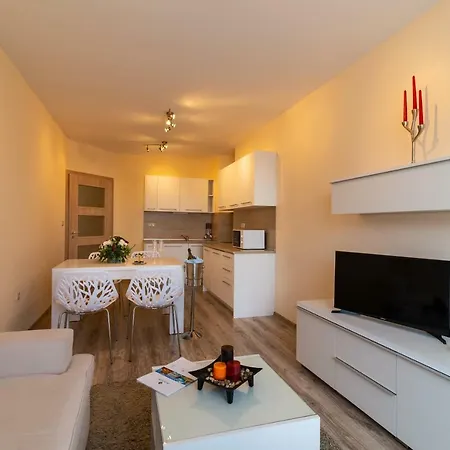 South Bay דירה וארנה